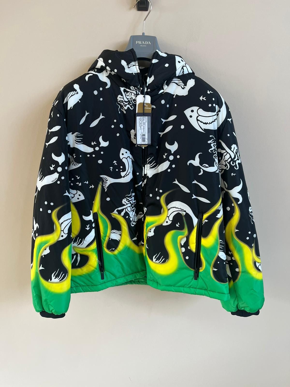 Prada Flames Fish Padded Jacket in Multicolor Size US M / EU 48-50 / 2 - 4 Thumbnail