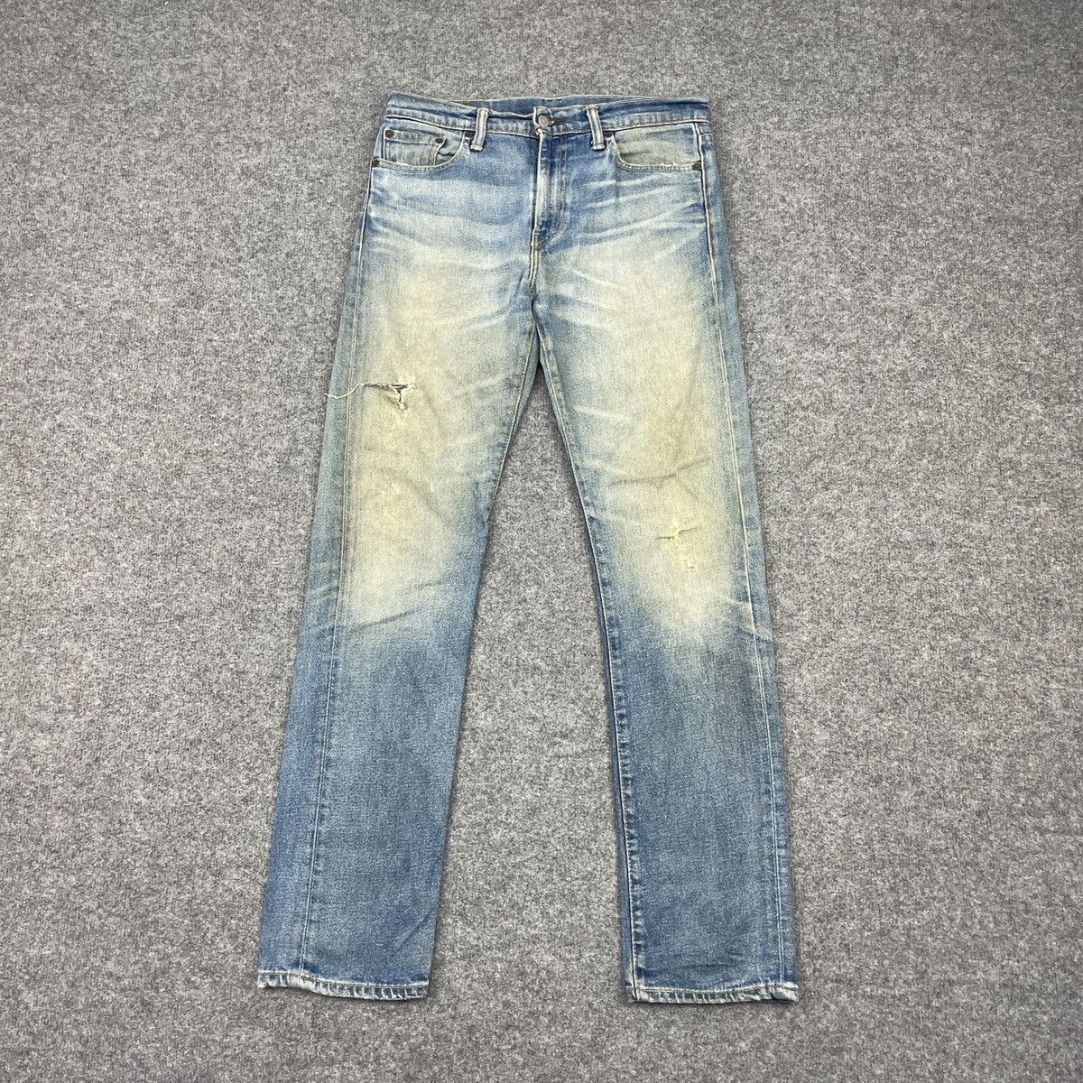 Levi's × Vintage Vintage Distressed Levi's 504 Faded Blue Jeans wc-227 Size US 32 / EU 48 - 1 Thumbnail