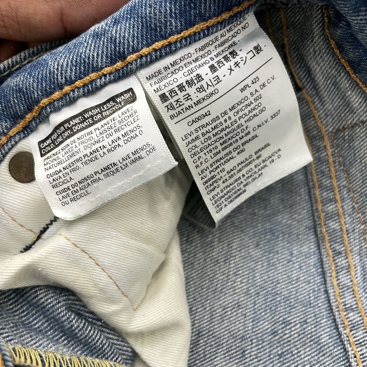 Levi's × Vintage Vintage Distressed Levi's 504 Faded Blue Jeans wc-227 Size US 32 / EU 48 - 9 Thumbnail