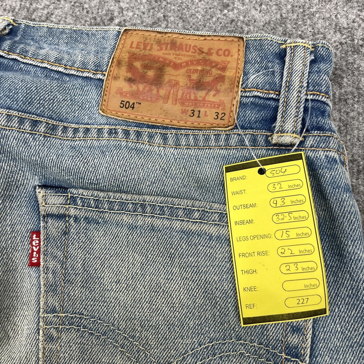 Levi's × Vintage Vintage Distressed Levi's 504 Faded Blue Jeans wc-227 Size US 32 / EU 48 - 11 Thumbnail