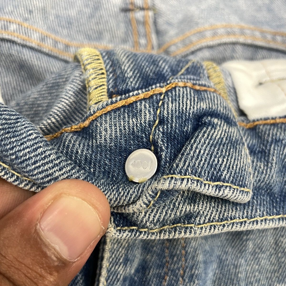 Levi's × Vintage Vintage Distressed Levi's 504 Faded Blue Jeans wc-227 Size US 32 / EU 48 - 8 Thumbnail