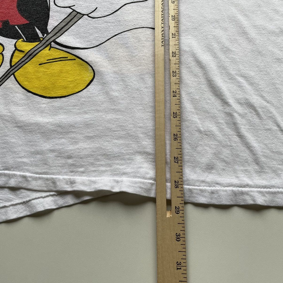 Disney × Mickey Mouse × Vintage Vintage 90s Mickey Mouse Magician Disney Graphic T Shirt XL Size US XL / EU 56 / 4 - 6 Thumbnail