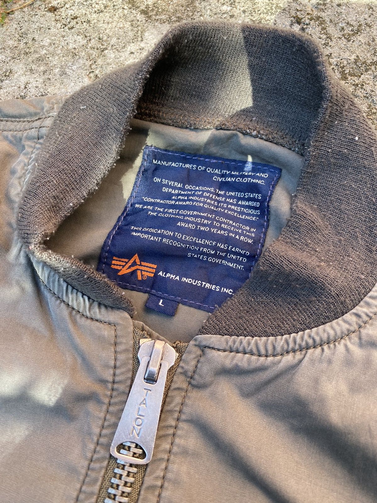 Avirex Vintage Distressed Avirex Multiple Pocket Jacket Size US L / EU 52-54 / 3 - 12 Thumbnail