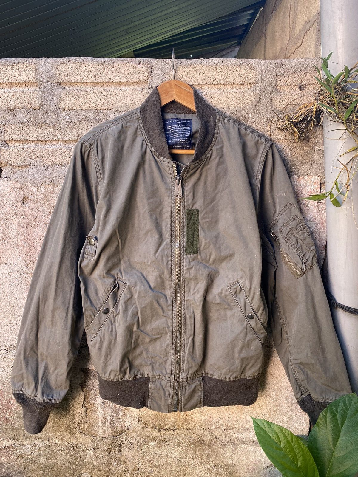 Avirex Vintage Distressed Avirex Multiple Pocket Jacket Size US L / EU 52-54 / 3 - 1 Thumbnail