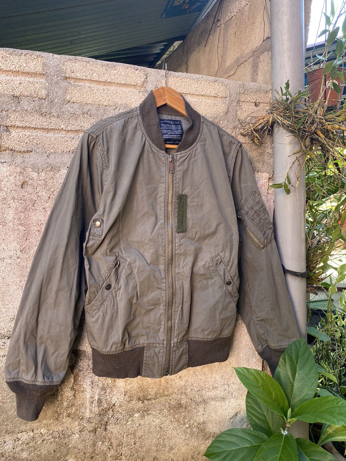 Avirex Vintage Distressed Avirex Multiple Pocket Jacket Size US L / EU 52-54 / 3 - 4 Thumbnail