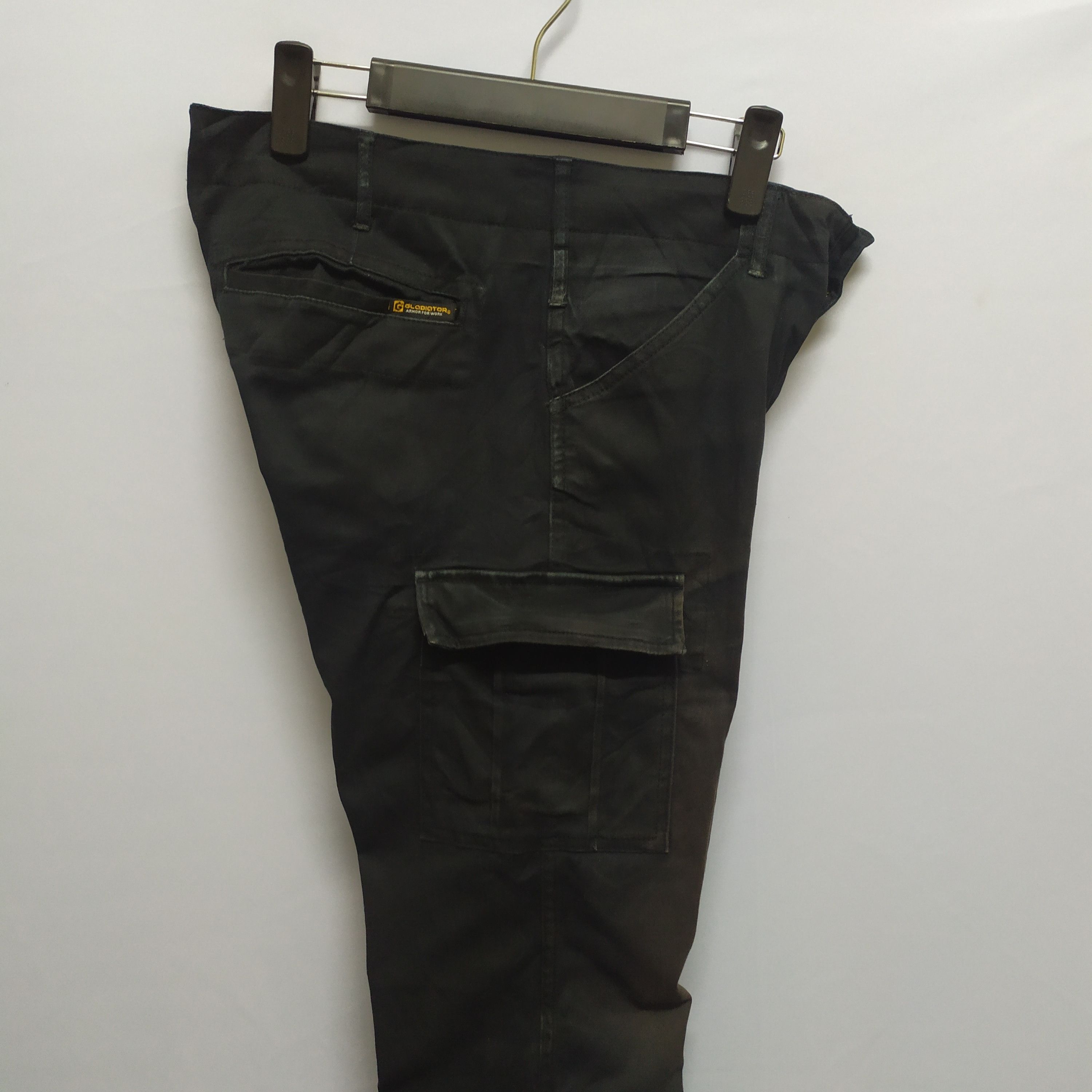 Japanese Brand GLADIATOR FADED BLACK CARGO PANTS SKINNY STYLE Size US 31 - 17 Thumbnail