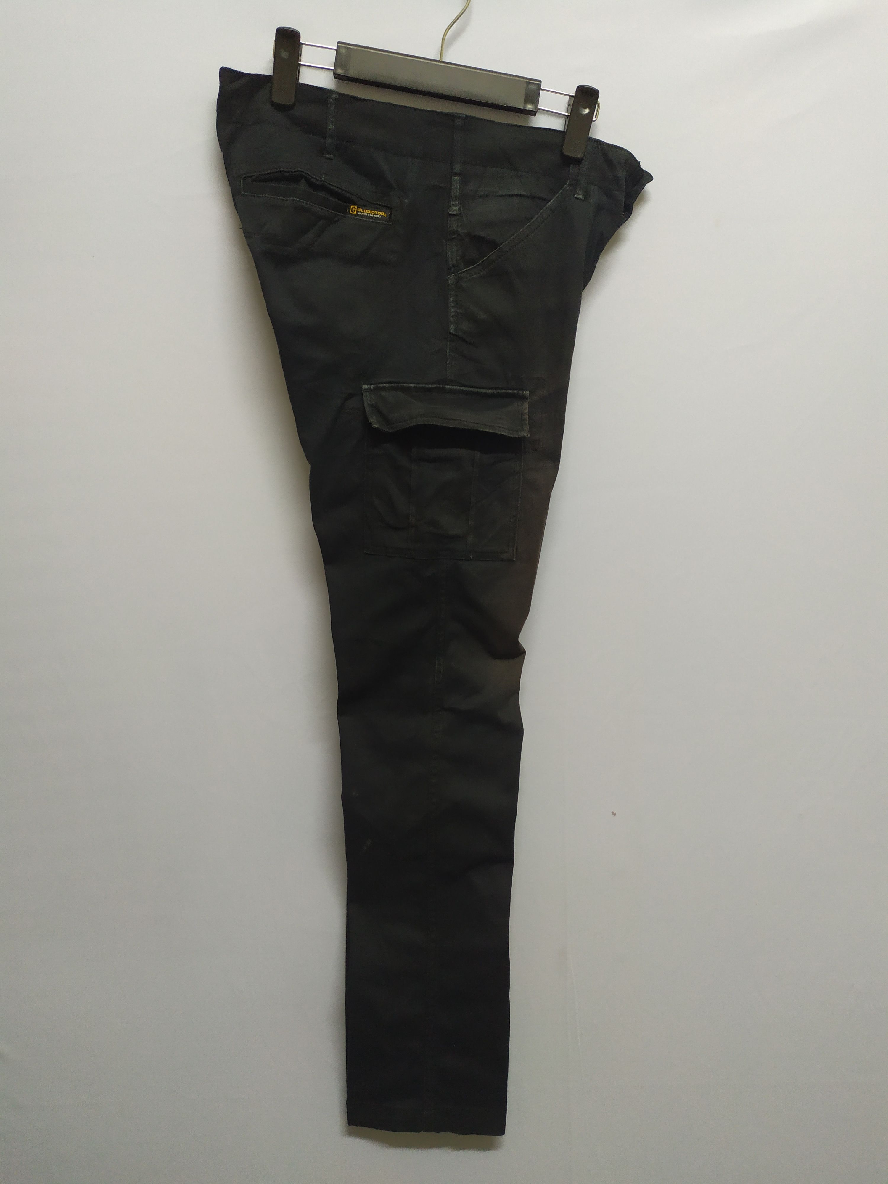 Japanese Brand GLADIATOR FADED BLACK CARGO PANTS SKINNY STYLE Size US 31 - 18 Thumbnail
