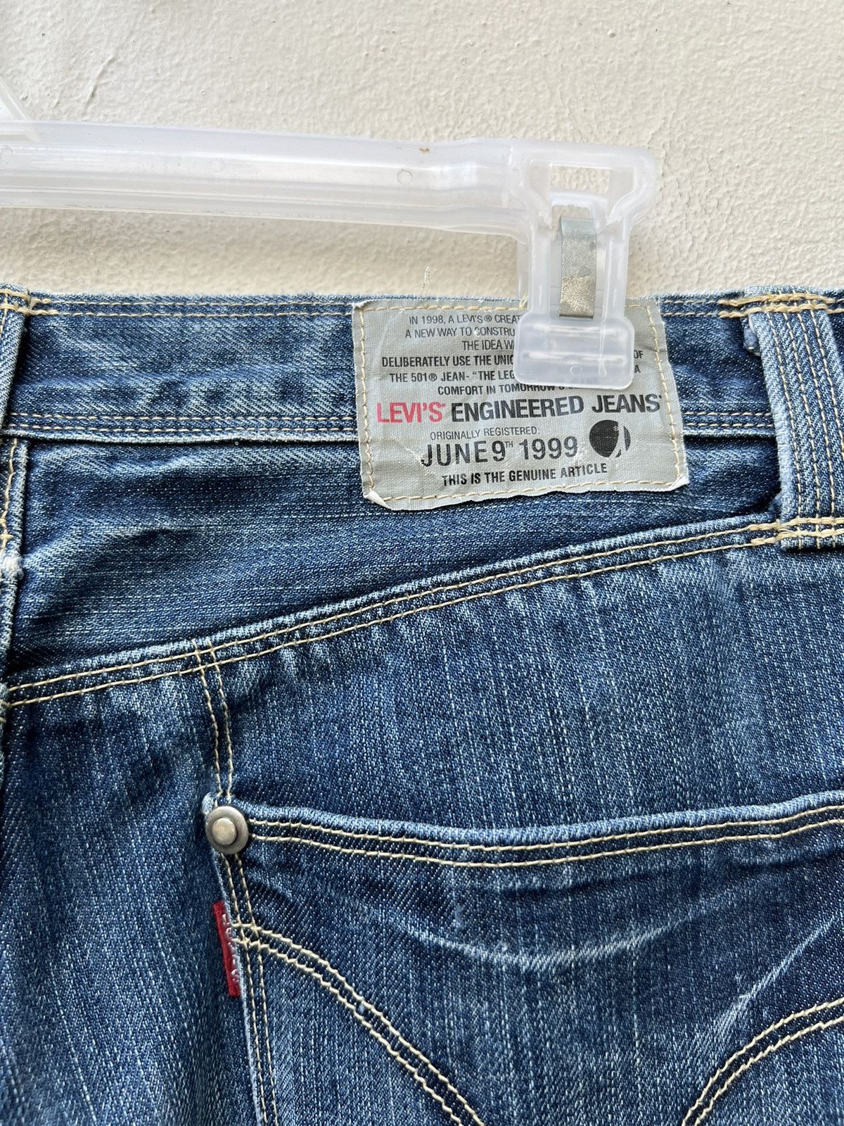 Japanese Brand × Levi's × Vintage Vintage 2002 Levi’s Engineered Fade Denim Bootcut Jeans Size US 31 - 18 Thumbnail