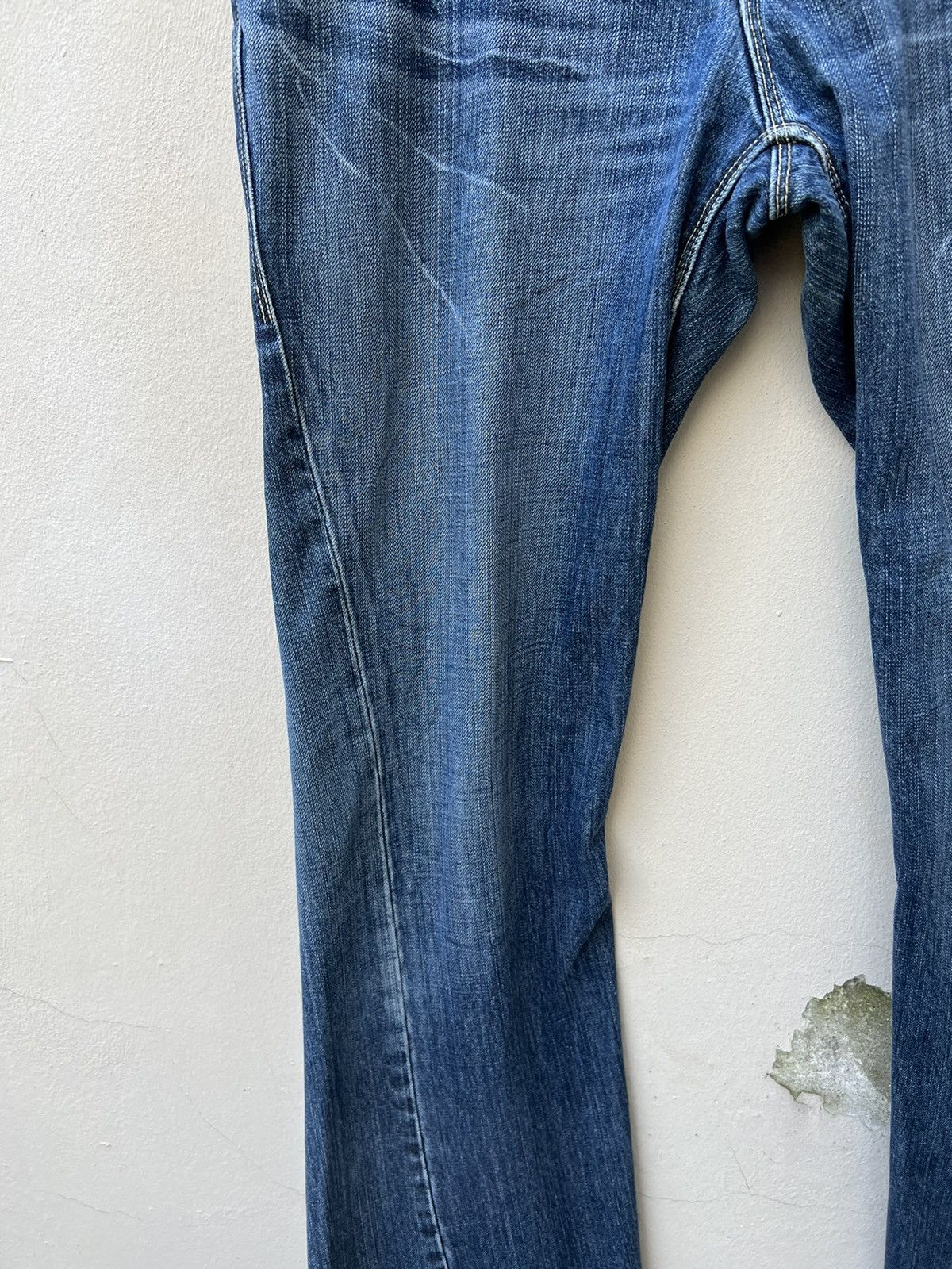 Japanese Brand × Levi's × Vintage Vintage 2002 Levi’s Engineered Fade Denim Bootcut Jeans Size US 31 - 9 Thumbnail
