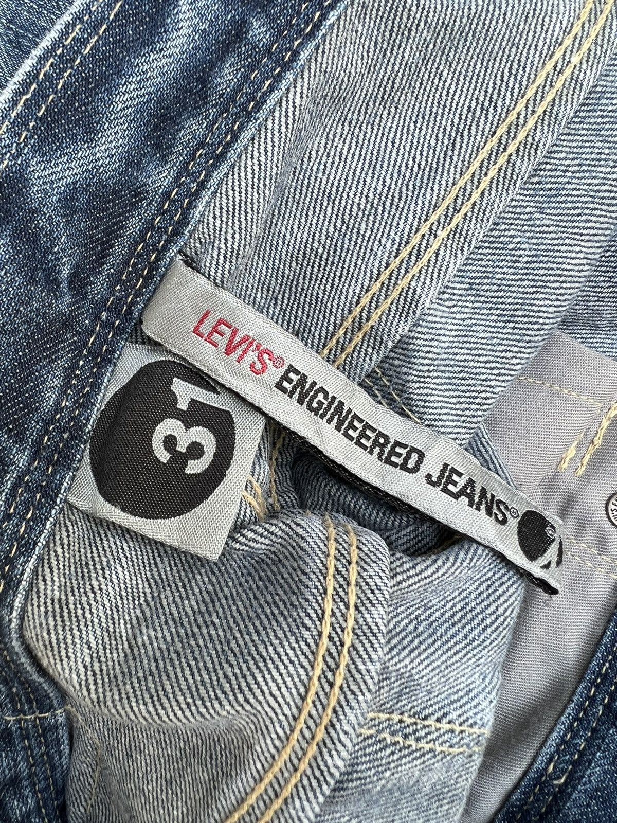 Japanese Brand × Levi's × Vintage Vintage 2002 Levi’s Engineered Fade Denim Bootcut Jeans Size US 31 - 20 Thumbnail