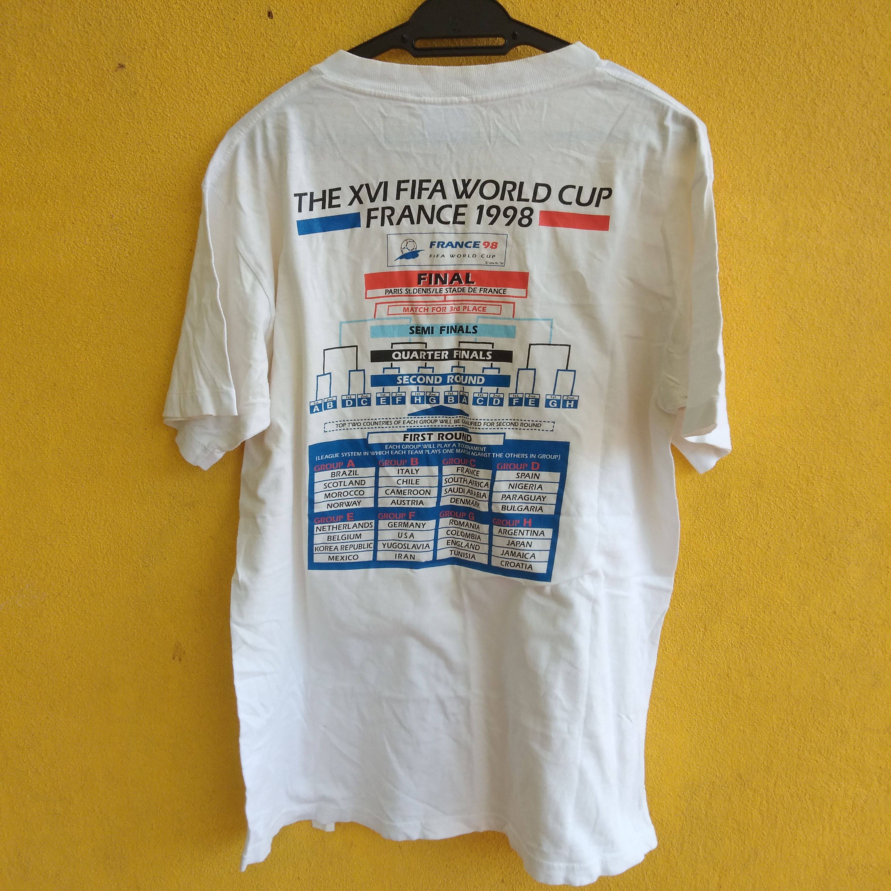 Vintage Vintage FIFA World Cup France 98 Match Schedule T-shirt Size US L / EU 52-54 / 3 - 5 Thumbnail