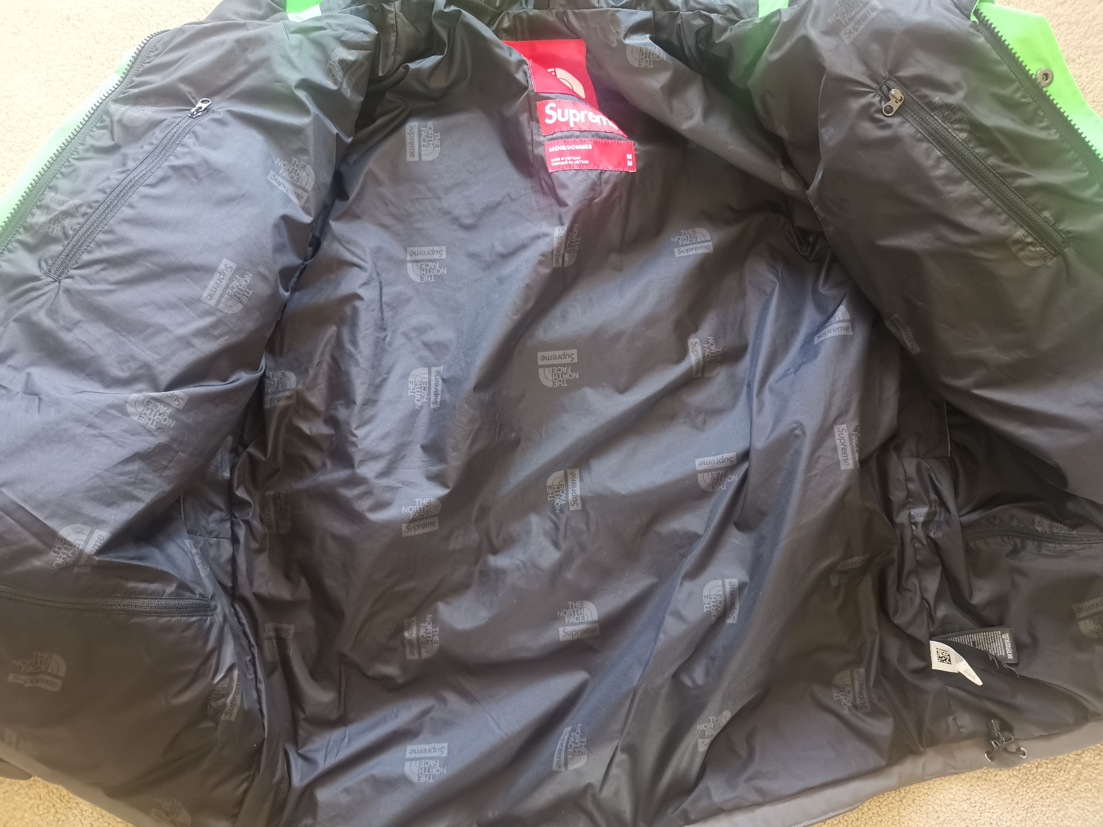 Supreme × The North Face Supreme x The North Face RTG Jacket + Vest Size US M / EU 48-50 / 2 - 7 Thumbnail