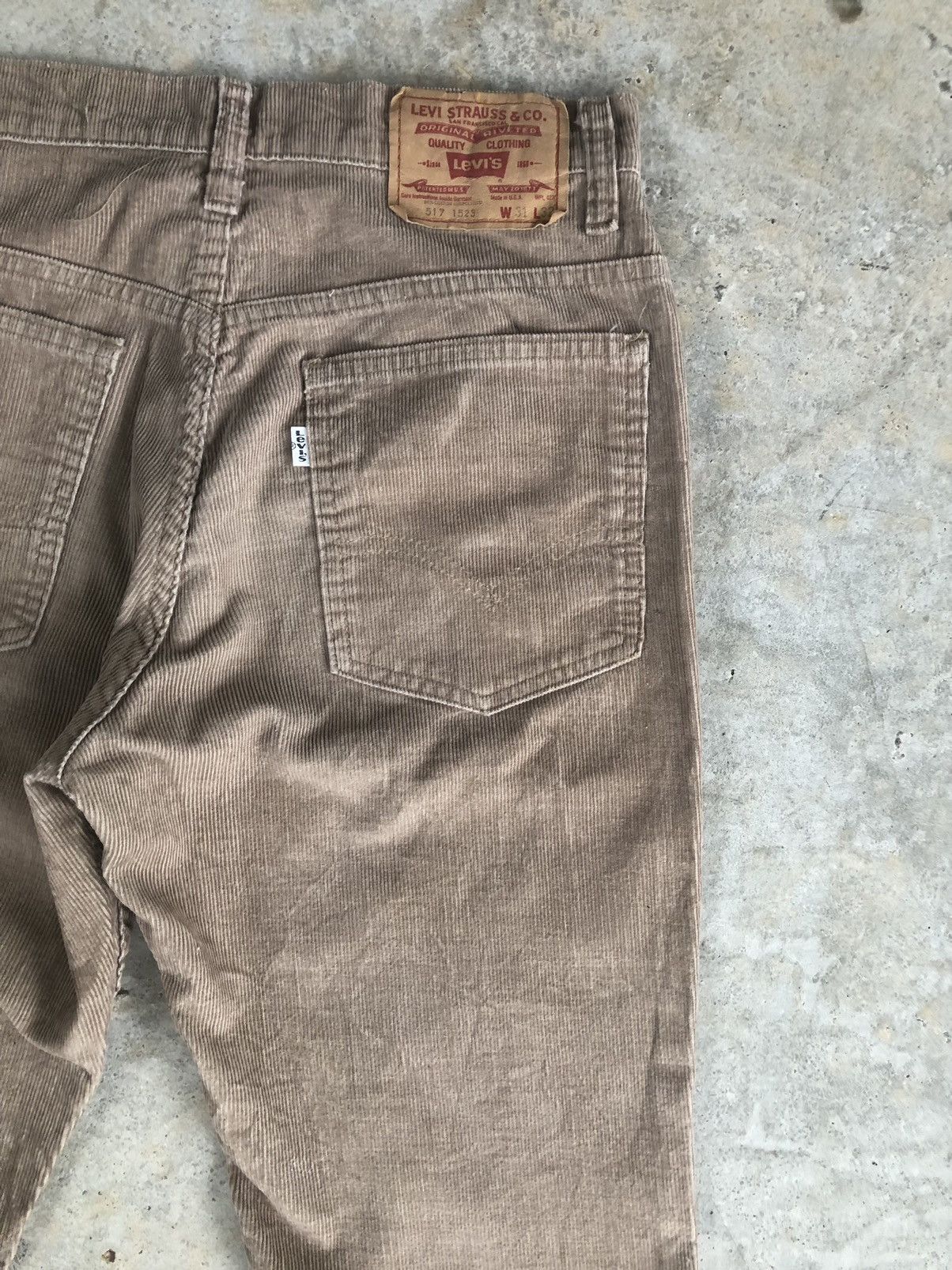 If Six Was Nine Vintage 80’s Levi’s Corduroy Pants Flared Jeans 517 Size US 31 - 9 Thumbnail