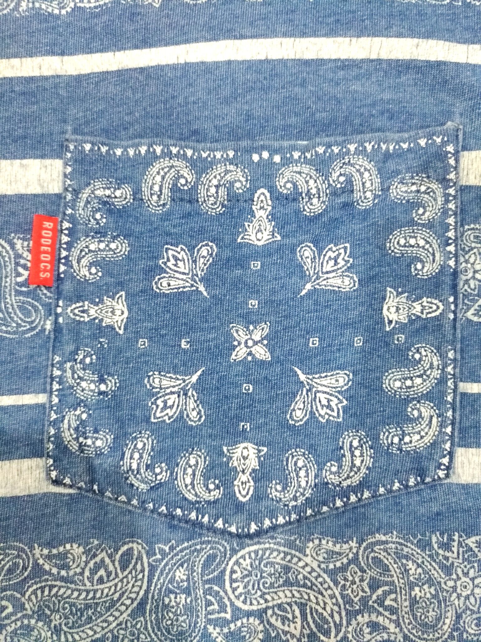 Japanese Brand RARE! RODEO CROWNS BANDANA T-SHIRT Size US L / EU 52-54 / 3 - 9 Thumbnail
