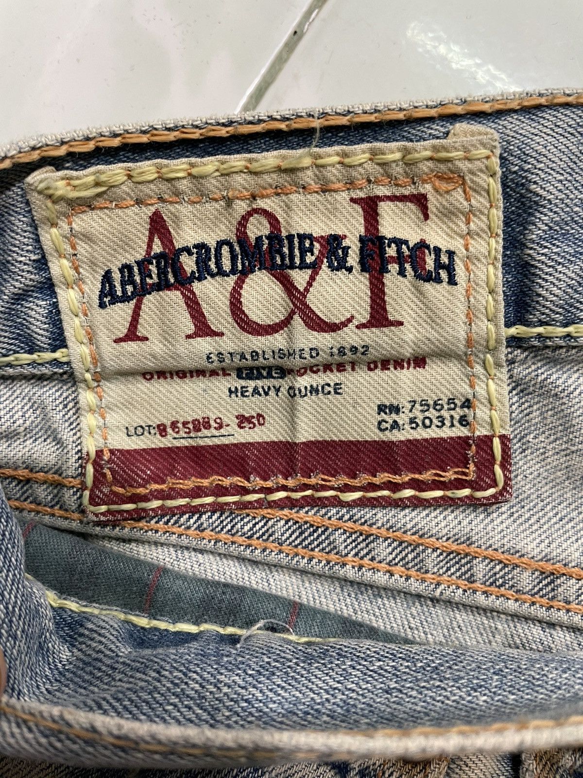 Abercrombie & Fitch × If Six Was Nine 💥 DISTRESSED DENIM PAINTER JEANS Size US 34 / EU 50 - 9 Thumbnail
