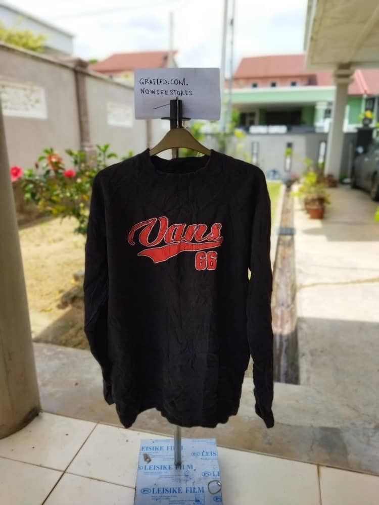 Vans × Vintage 🎯BIN/OFFER🎯 VINTAGE VANS SPELLOUT SWEATSHIRT Size US L / EU 52-54 / 3 - 1 Thumbnail