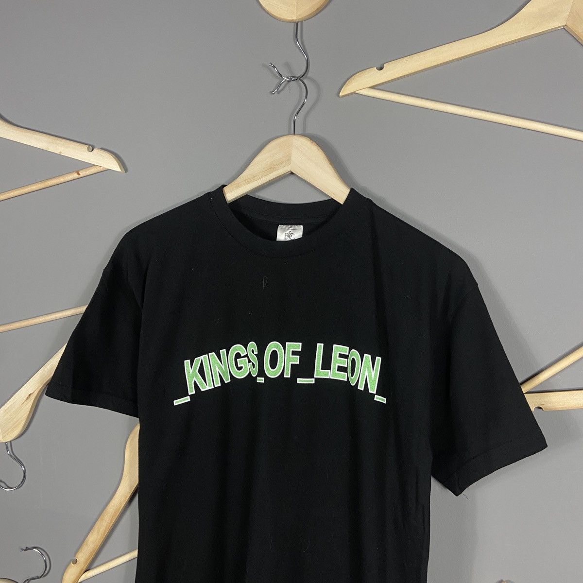 Band Tees Vintage 00s Kings Of Leon band t-shirt Size US M / EU 48-50 / 2 - 3 Thumbnail