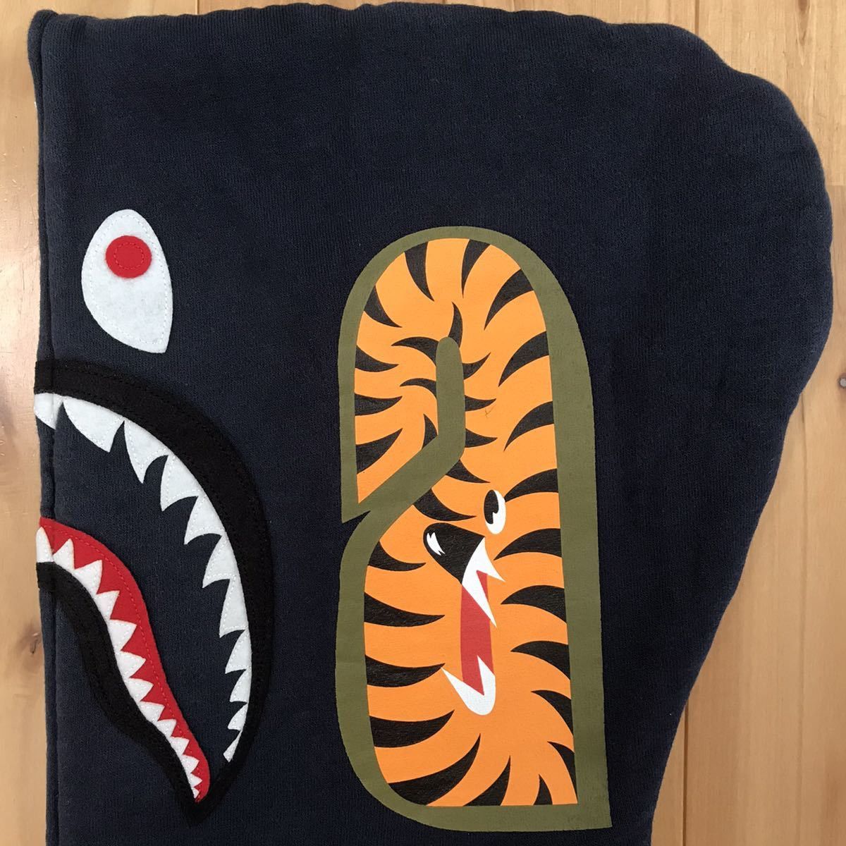 Bape × Nigo 🔥2004 1st model🔥 Shark full zip hoodie BAPE camo Size US XS / EU 42 / 0 - 4 Thumbnail