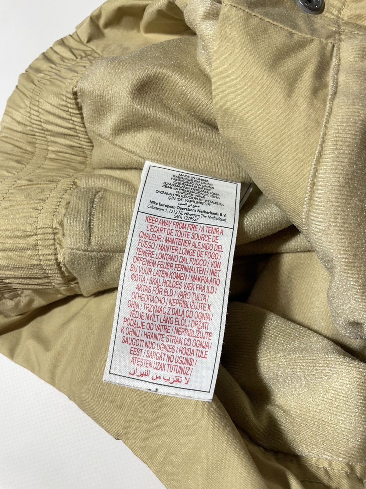 Nike Nike Acg Ski / Snowboard Women’s Vintage Pants Size 30" / US 8 / IT 44 - 13 Thumbnail