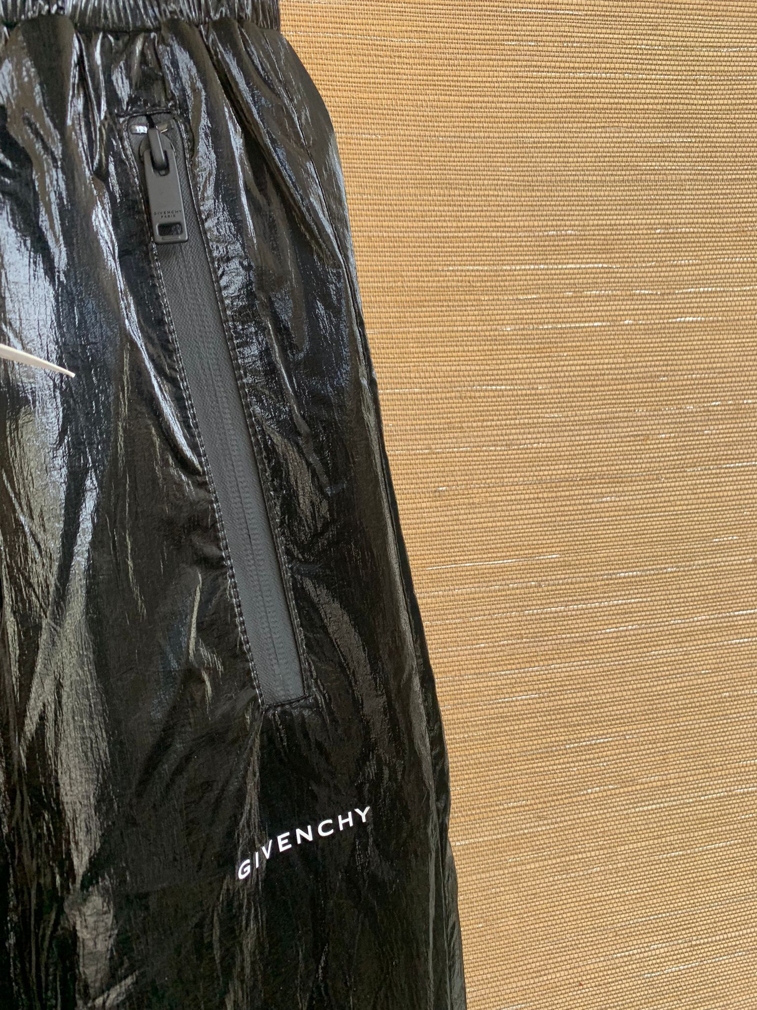 Givenchy o1rshd1 Logo Trousers in Black Size US 34 / EU 50 - 8 Thumbnail