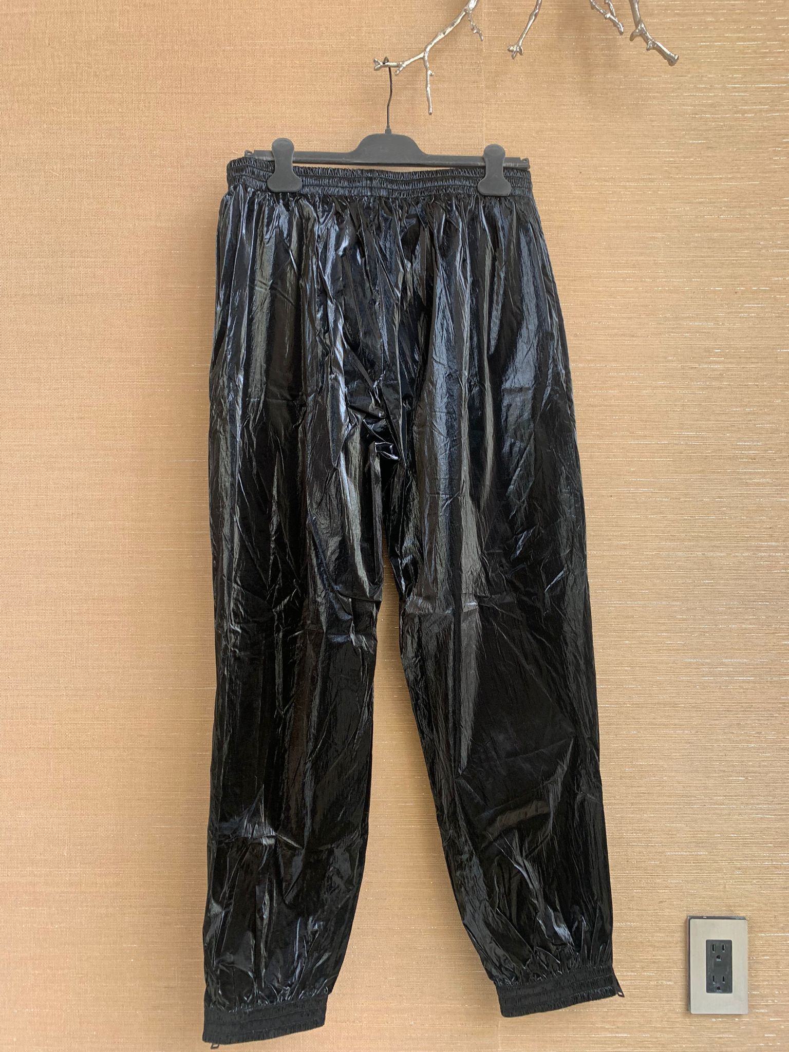 Givenchy o1rshd1 Logo Trousers in Black Size US 34 / EU 50 - 13 Thumbnail