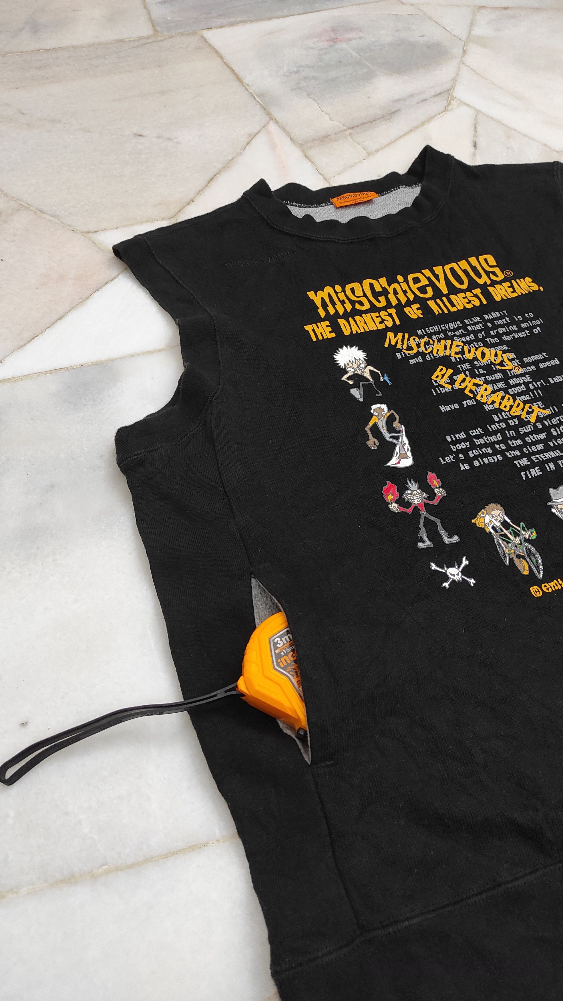 Japanese Brand Mischievous Emi Nakayama sleeveless vest crew neck sweats Size US L / EU 52-54 / 3 - 6 Thumbnail
