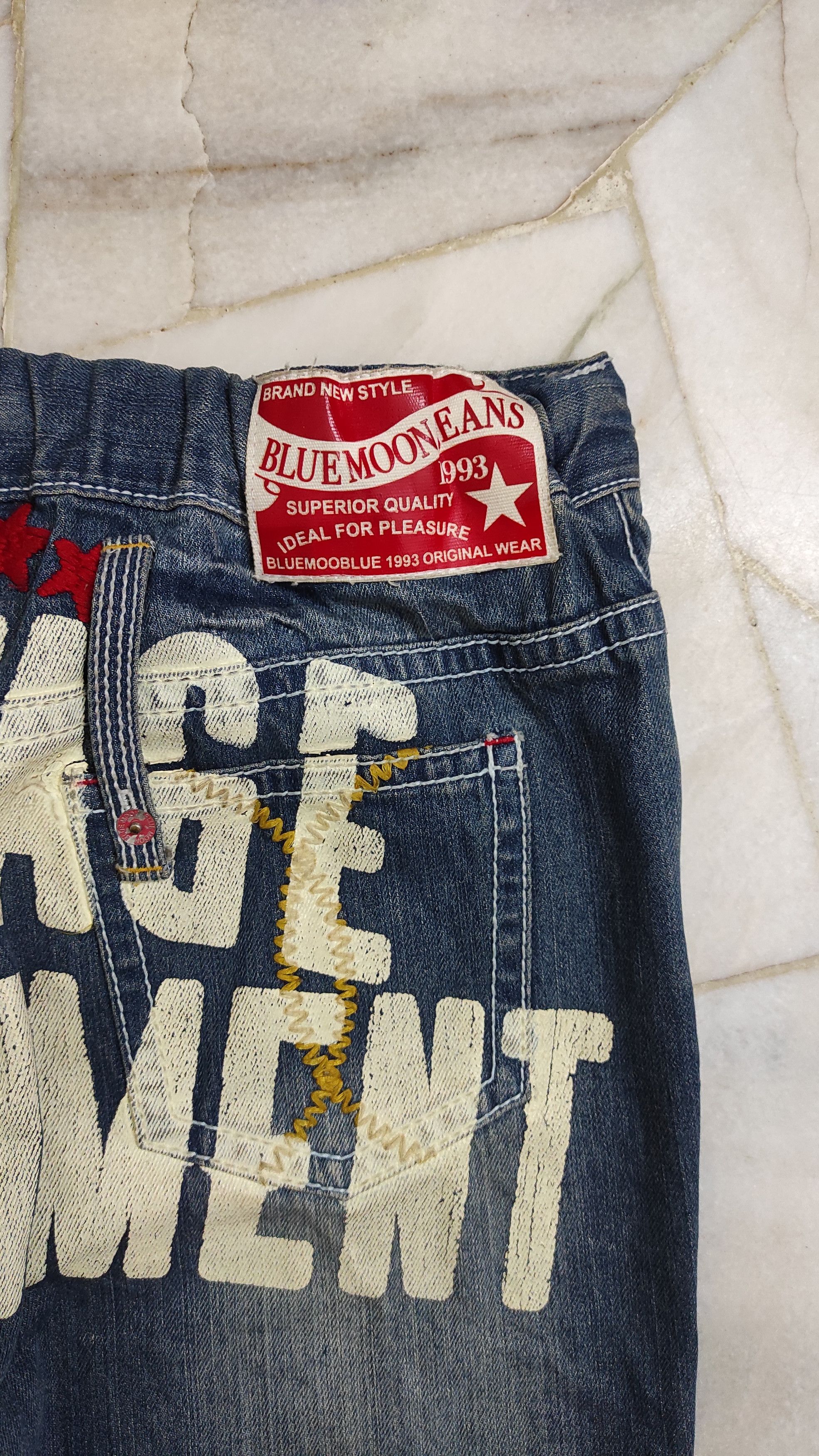 Japanese Brand Archive BLUE MOON Script jogger cropped style denim Size 27" / US 4 / IT 40 - 11 Thumbnail