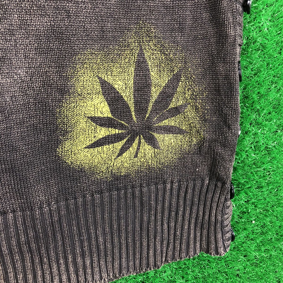 Japanese Brand Vintage Becom Weed Seasoon Knit Vest Size L / US 10 / IT 46 - 4 Thumbnail