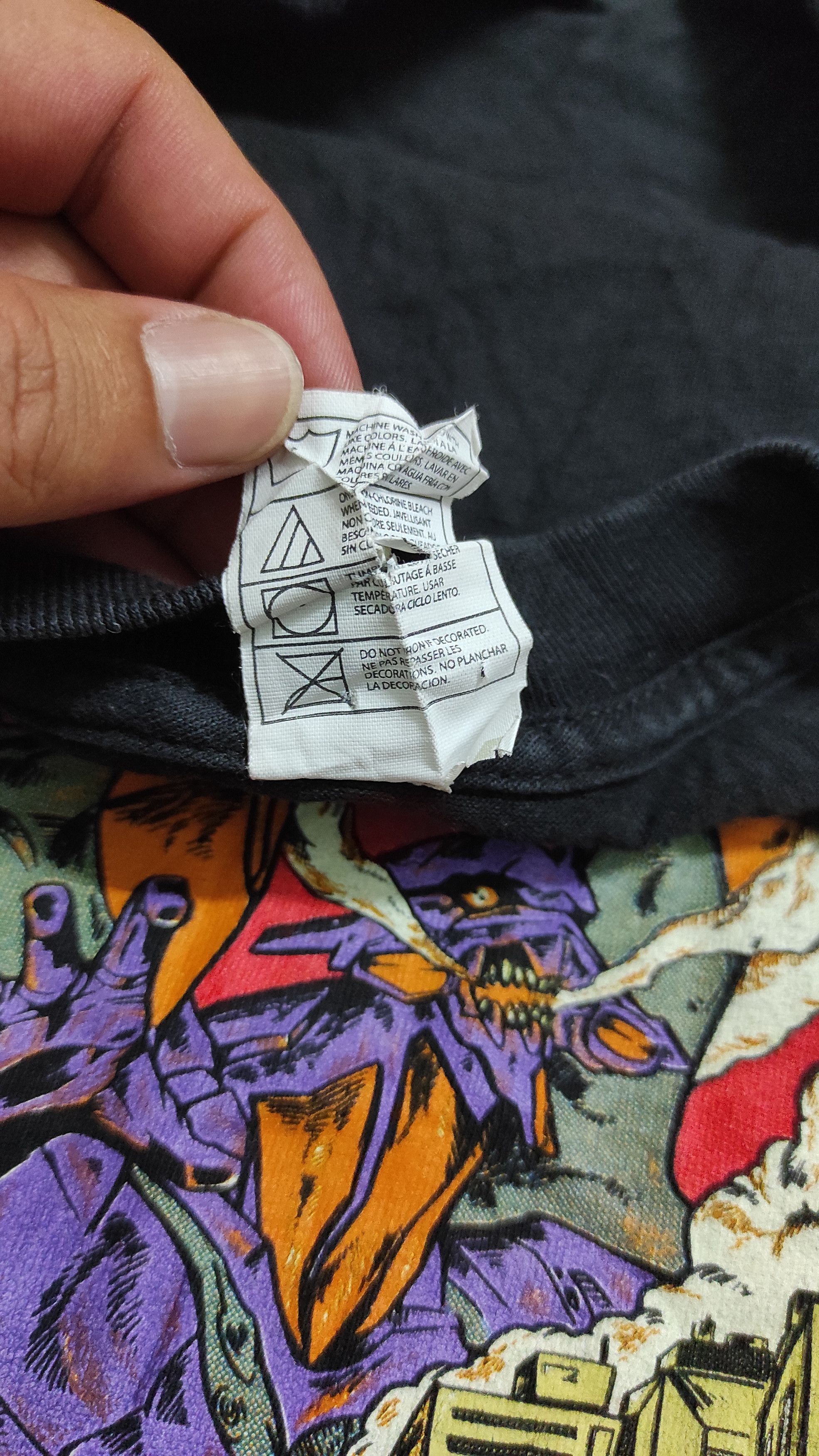 Anime Vtg Rare Neon Genesis Evangelion Attack Titan Anime Tshirt Size US L / EU 52-54 / 3 - 5 Thumbnail