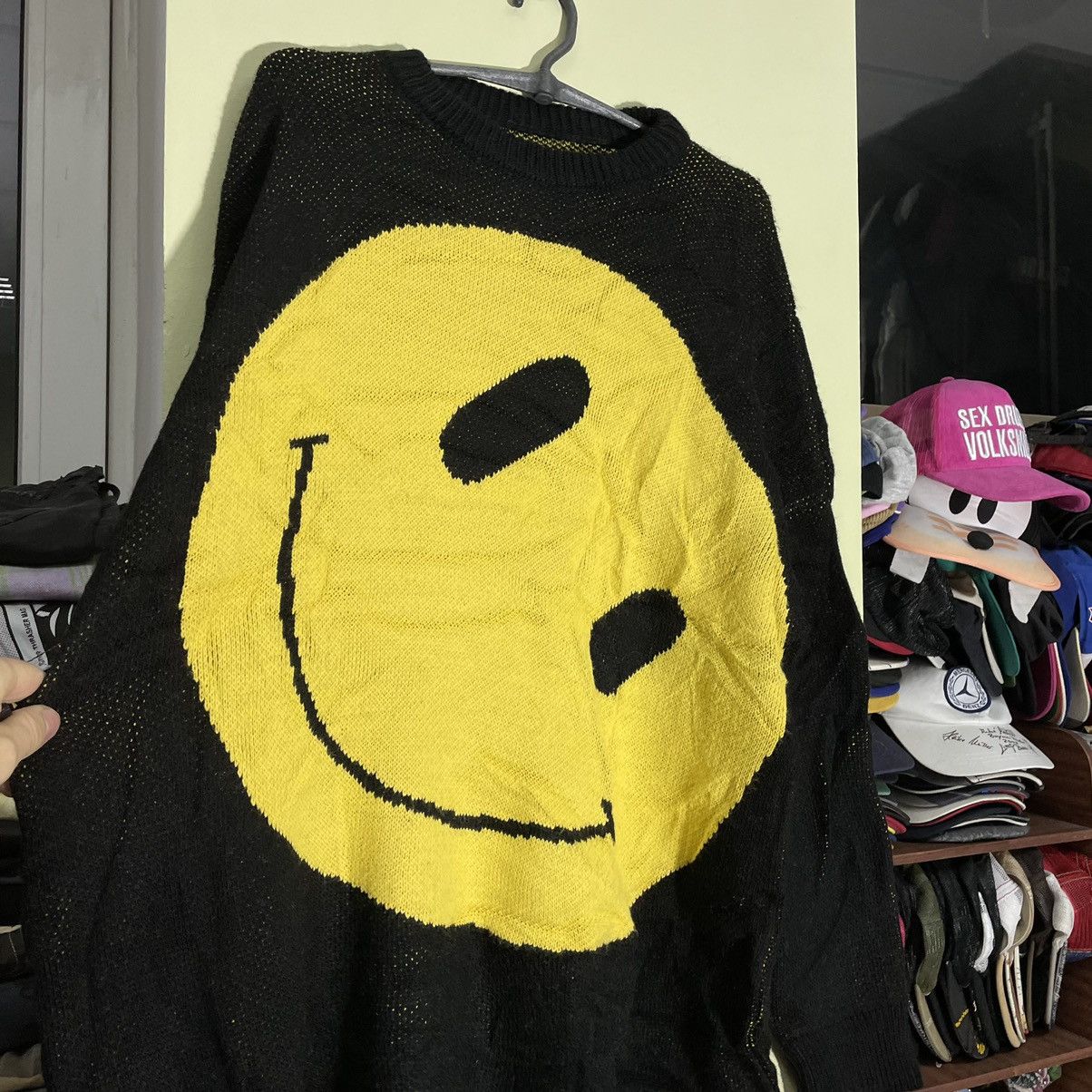 Vintage Y2K Sweater Smile Face Knitted Hype L