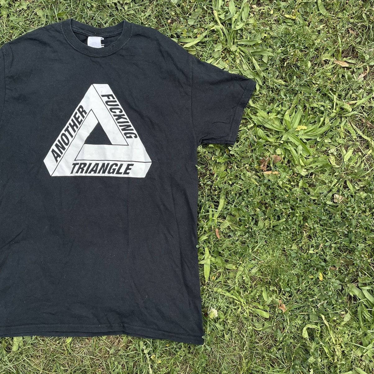 Vintage Vintage Y2K Another Fucking Triangle Graphic Tee Streetwear Size US M / EU 48-50 / 2 - 2 Thumbnail