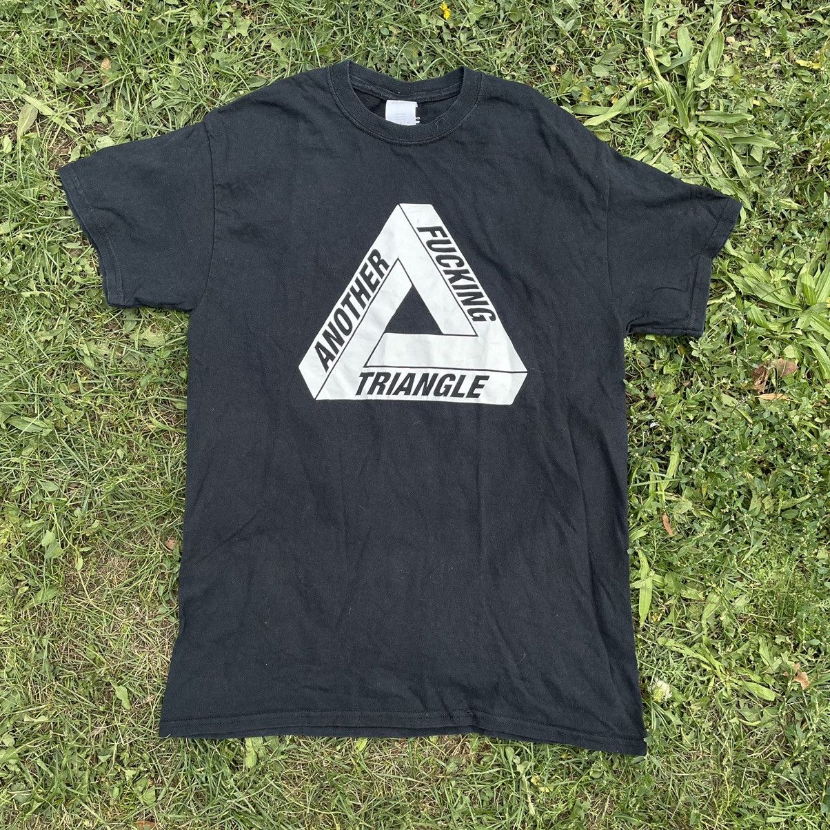 Vintage Vintage Y2K Another Fucking Triangle Graphic Tee Streetwear Size US M / EU 48-50 / 2 - 1 Thumbnail