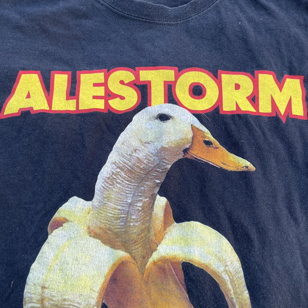 Vintage Vintage Y2K Alestorm Banana Graphic Tee Streetwear Slim XL Size US XL / EU 56 / 4 - 5 Thumbnail