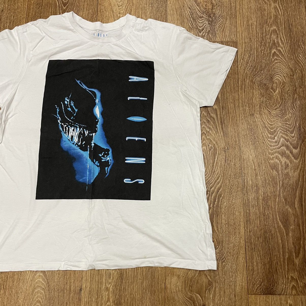 Vintage Vintage Y2K Graphic Tee Alien Horror Print Streetwear Rave L Size US L / EU 52-54 / 3 - 2 Thumbnail