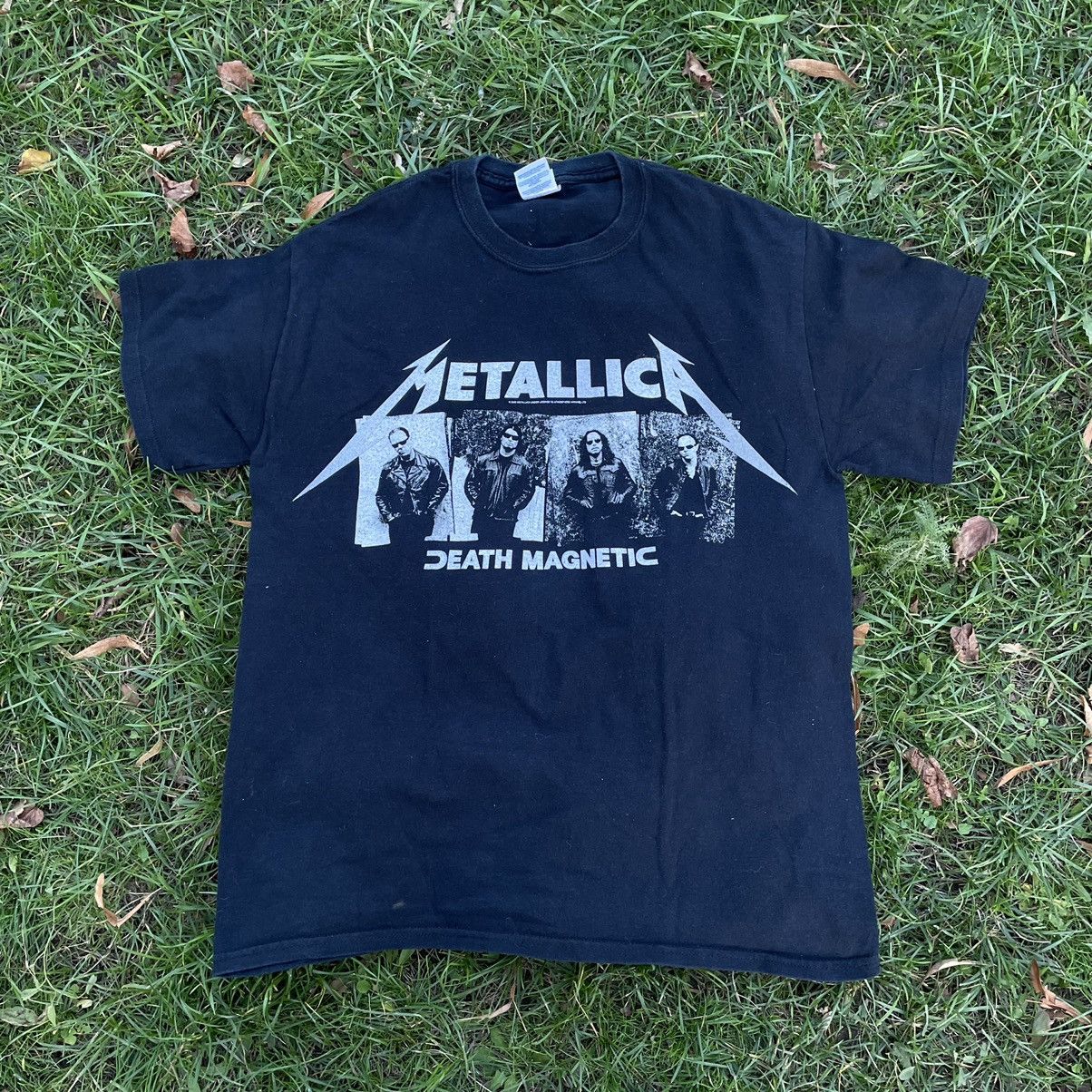 Vintage Vintage 90s Metallica Band Tee Sun Faded Grunge Oversized M Size US M / EU 48-50 / 2 - 1 Thumbnail
