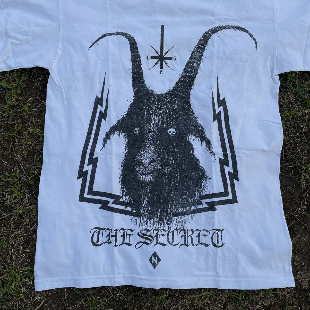 Vintage Vintage Y2K Goth Demon Graphic Tee Dark Streetwear Faded S Size US S / EU 44-46 / 1 - 4 Thumbnail