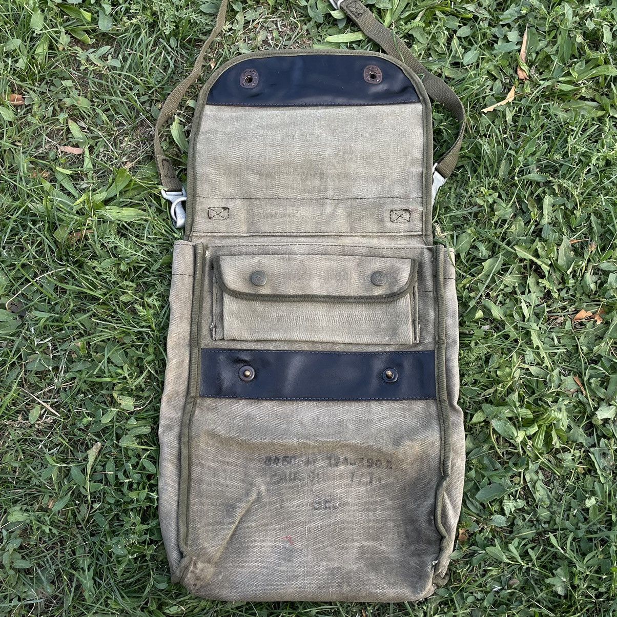Vintage Vintage 70s Military Messenger Bag Faded Workwear Punk OS Size ONE SIZE - 5 Thumbnail