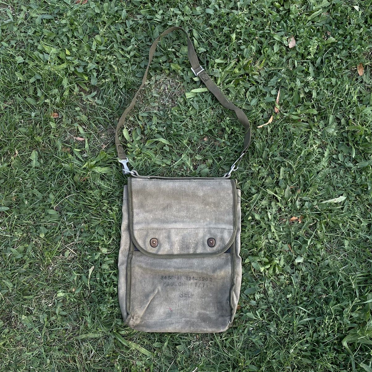 Vintage Vintage 70s Military Messenger Bag Faded Workwear Punk OS Size ONE SIZE - 2 Thumbnail