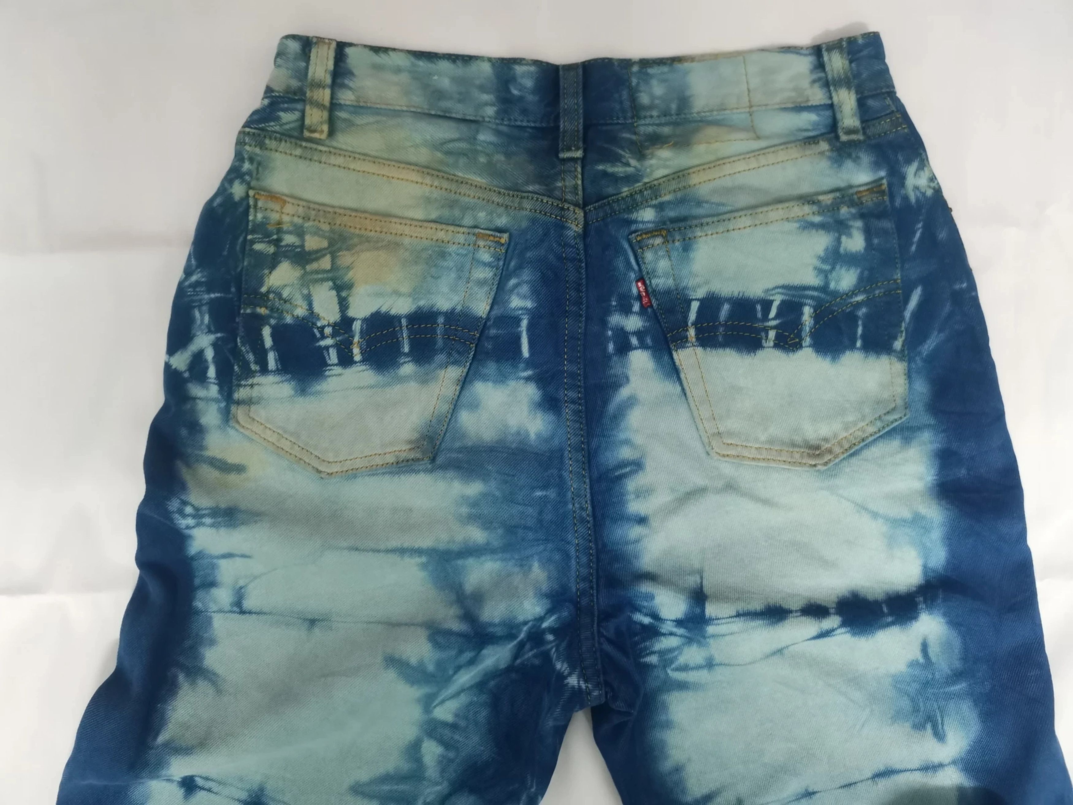 Levi's Vintage Levis 501 Distressed Custom Tie Dye Denim Jeans Size US 28 / EU 44 - 5 Thumbnail