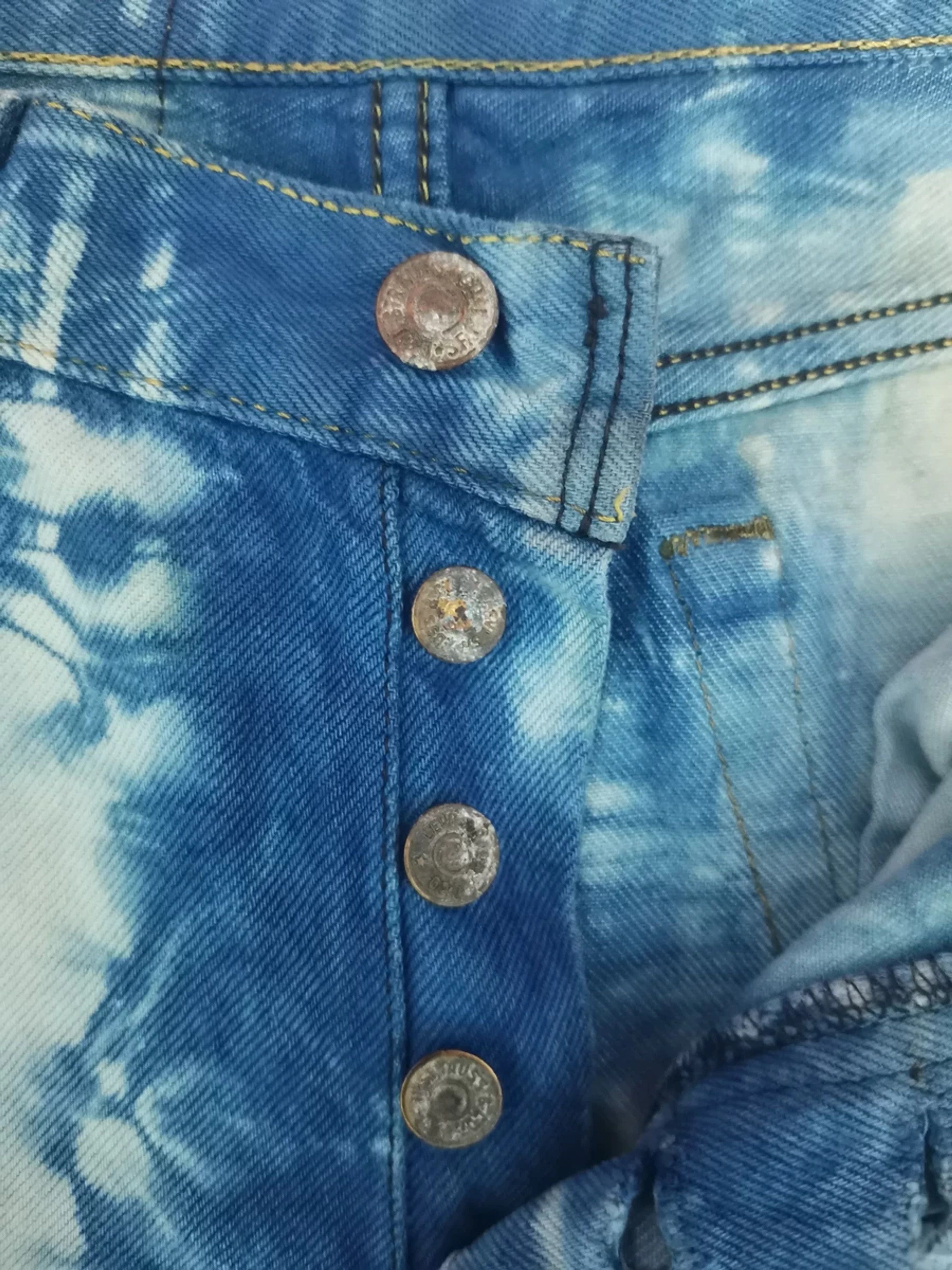 Levi's Vintage Levis 501 Distressed Custom Tie Dye Denim Jeans Size US 28 / EU 44 - 6 Thumbnail