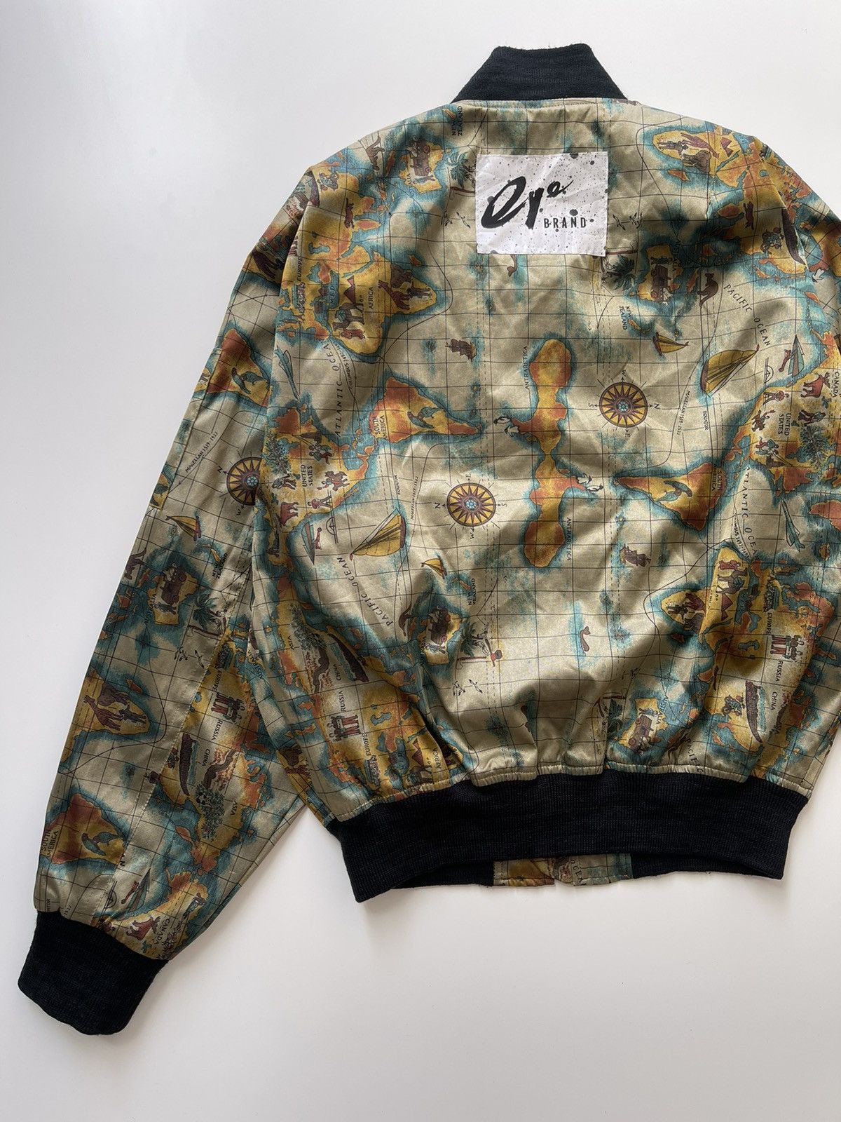 Vintage Vintage Map Kurt Cobain Bomber Jacket Size US M / EU 48-50 / 2 - 7 Thumbnail
