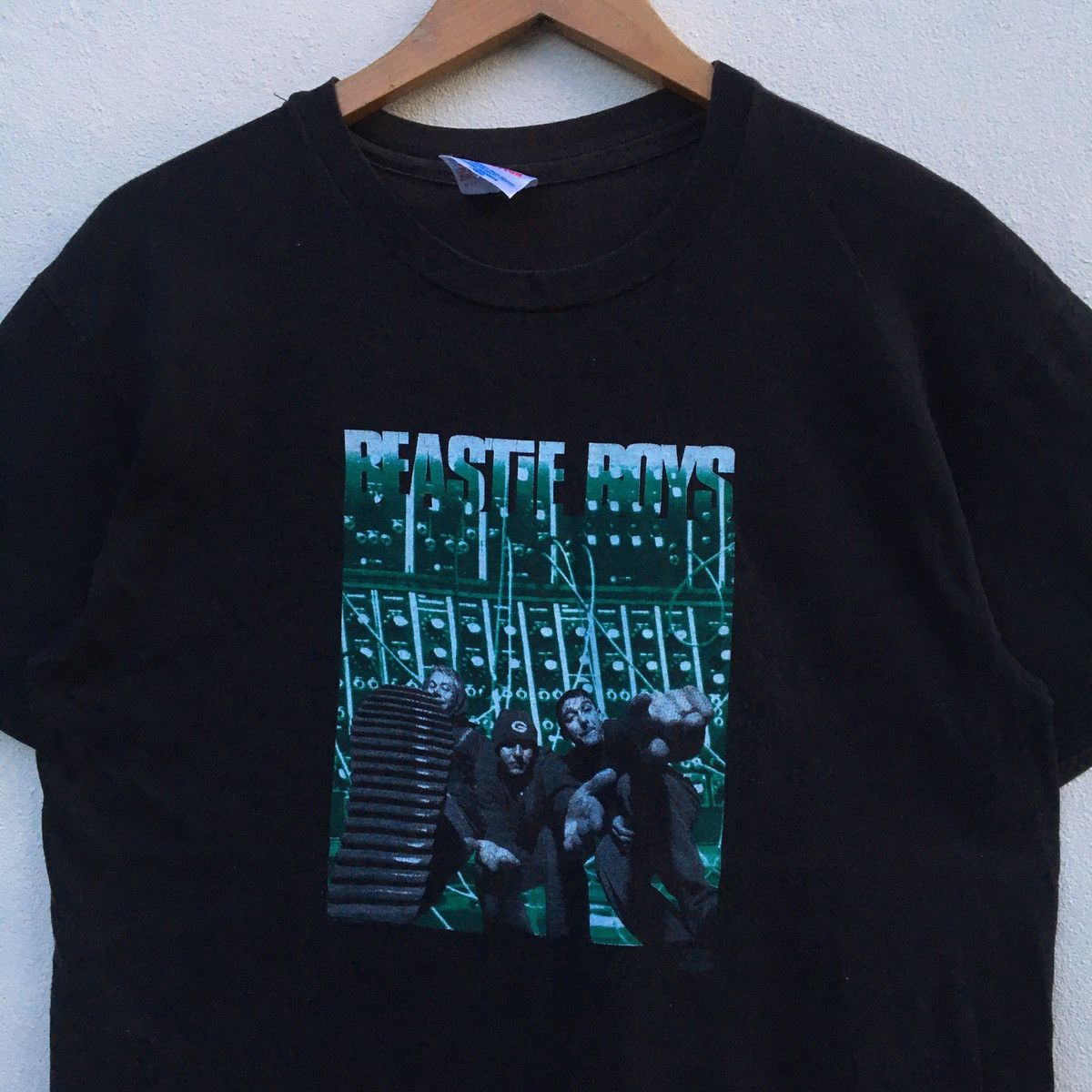 Vintage BEASTIE BOYS ILL COMMUNICATION LINE UP BAND T-shirt
