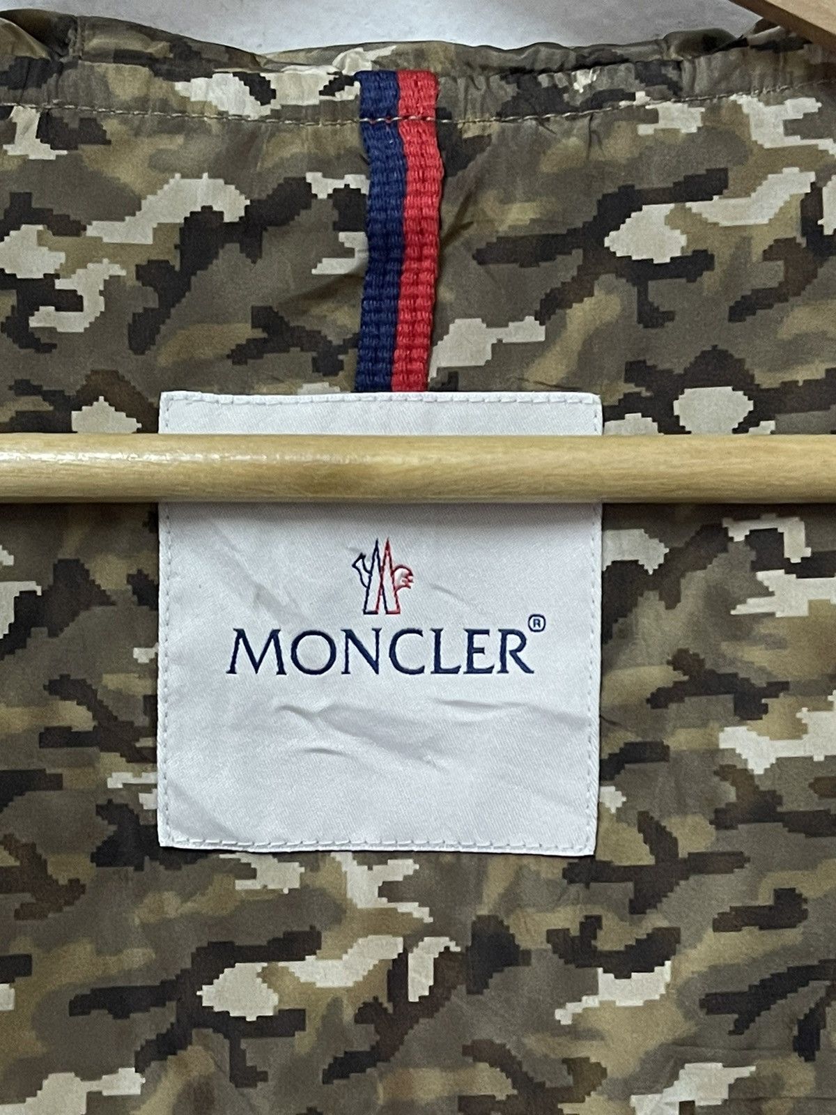 Japanese Brand × Moncler × Vintage Vintage Moncler Blouson Asperge Inner Camo Zipper Jacket Size US M / EU 48-50 / 2 - 18 Thumbnail