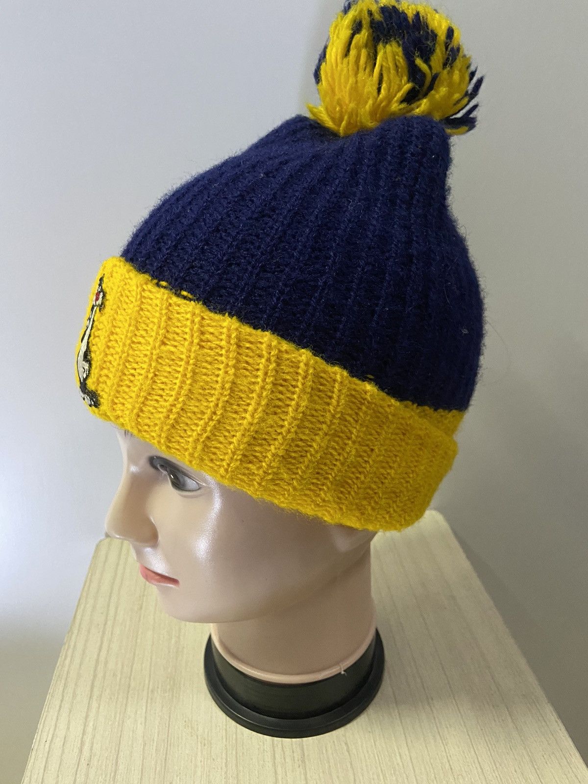 Cartoon Network VINTAGE 1975 WARNER BROS PUSSYCAT BEANIE POM POM WINTER Size ONE SIZE - 2 Thumbnail
