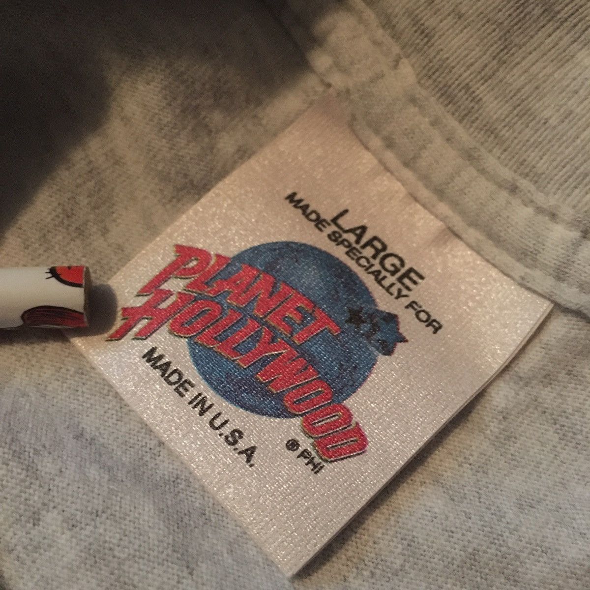 Planet Hollywood Vintage 90s Planet Hollywood Beverly Hills Graphic Logo Tee Size US L / EU 52-54 / 3 - 3 Thumbnail