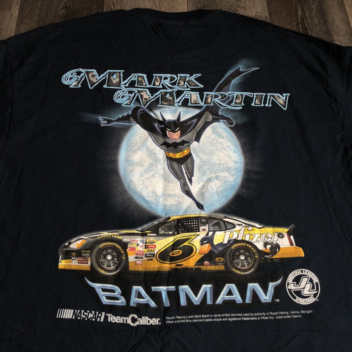 DC Comics New Vintage 00s Justice League Batman Mark Martin Racing Tee Size US XXL / EU 58 / 5 - 4 Thumbnail