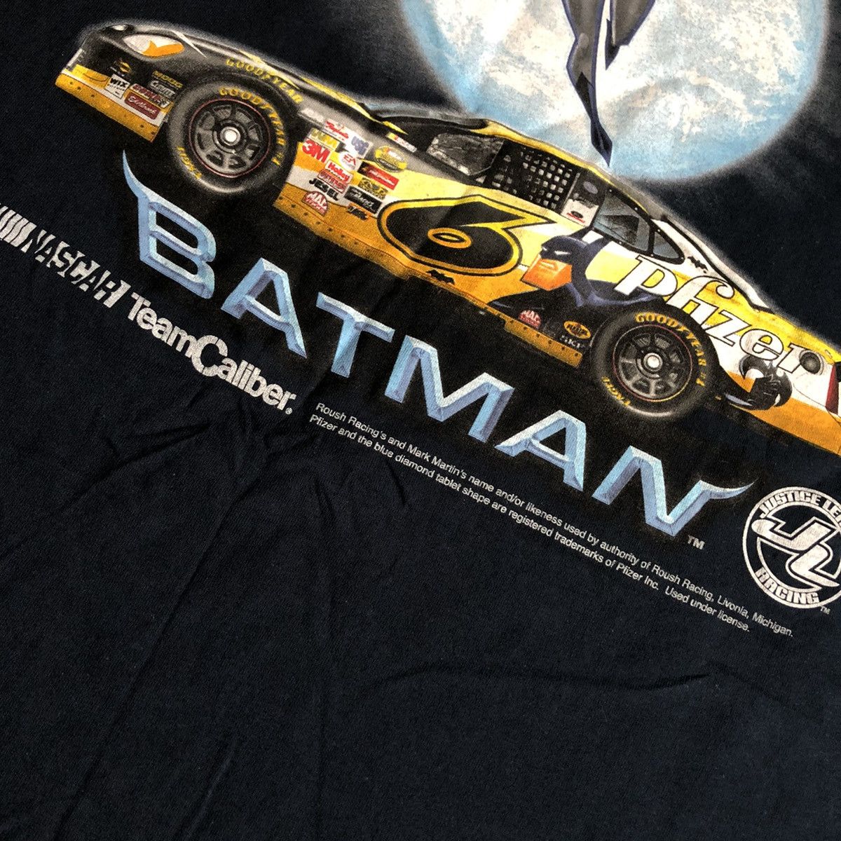 DC Comics New Vintage 00s Justice League Batman Mark Martin Racing Tee Size US XXL / EU 58 / 5 - 7 Thumbnail
