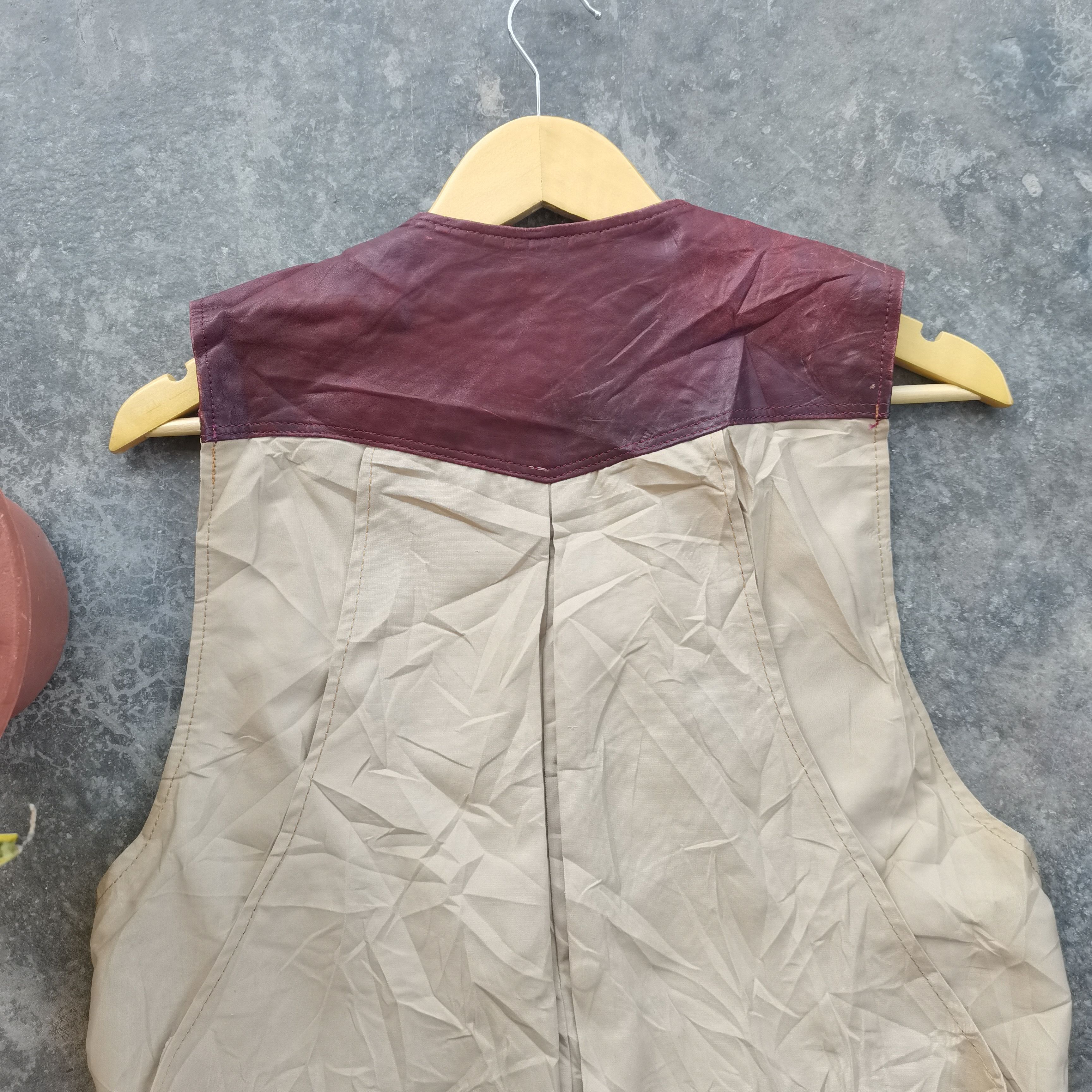 Leather × Vintage Vintage/Rare 90s Japanese Brand Button Up Leather Vests Size US M / EU 48-50 / 2 - 6 Thumbnail