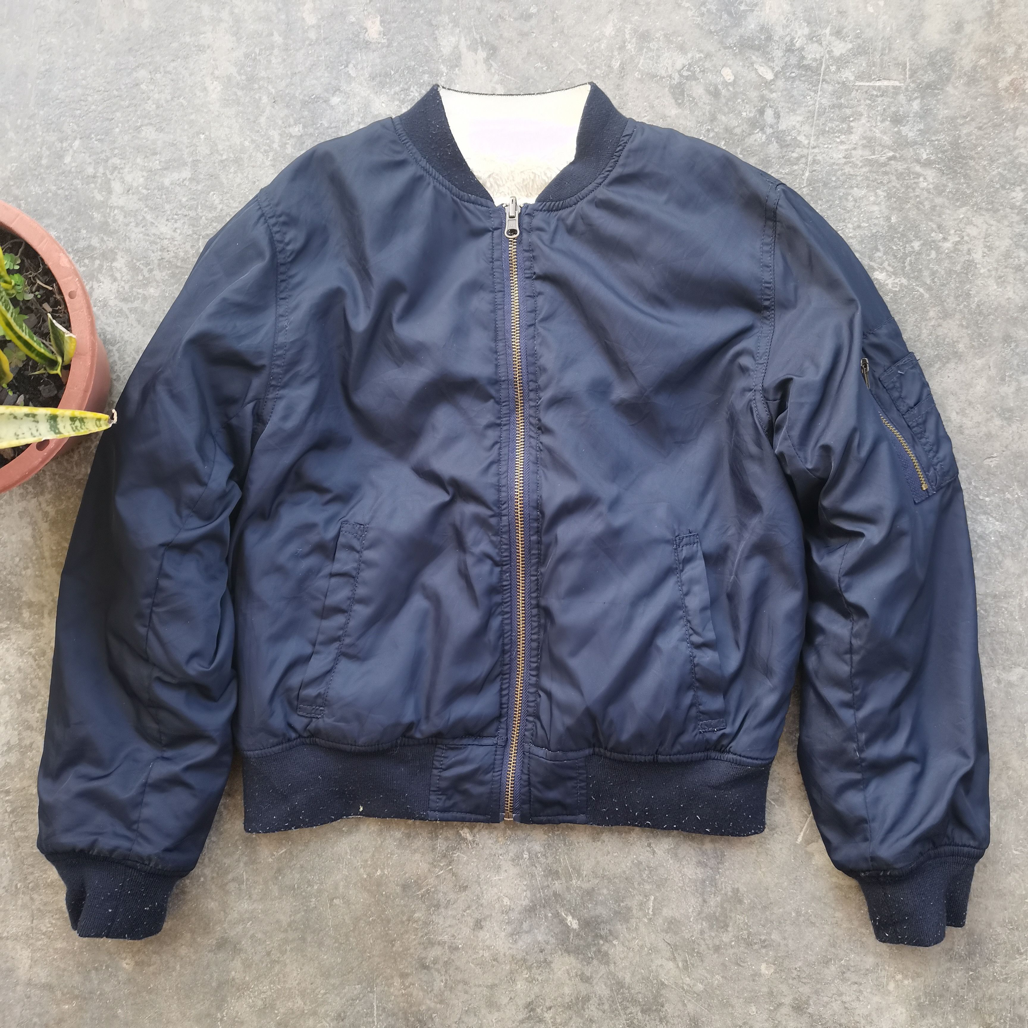 Earth Ragz Steals🔥EARTH Music & Ecology Riversible Bomber Jacket Size US M / EU 48-50 / 2 - 1 Thumbnail