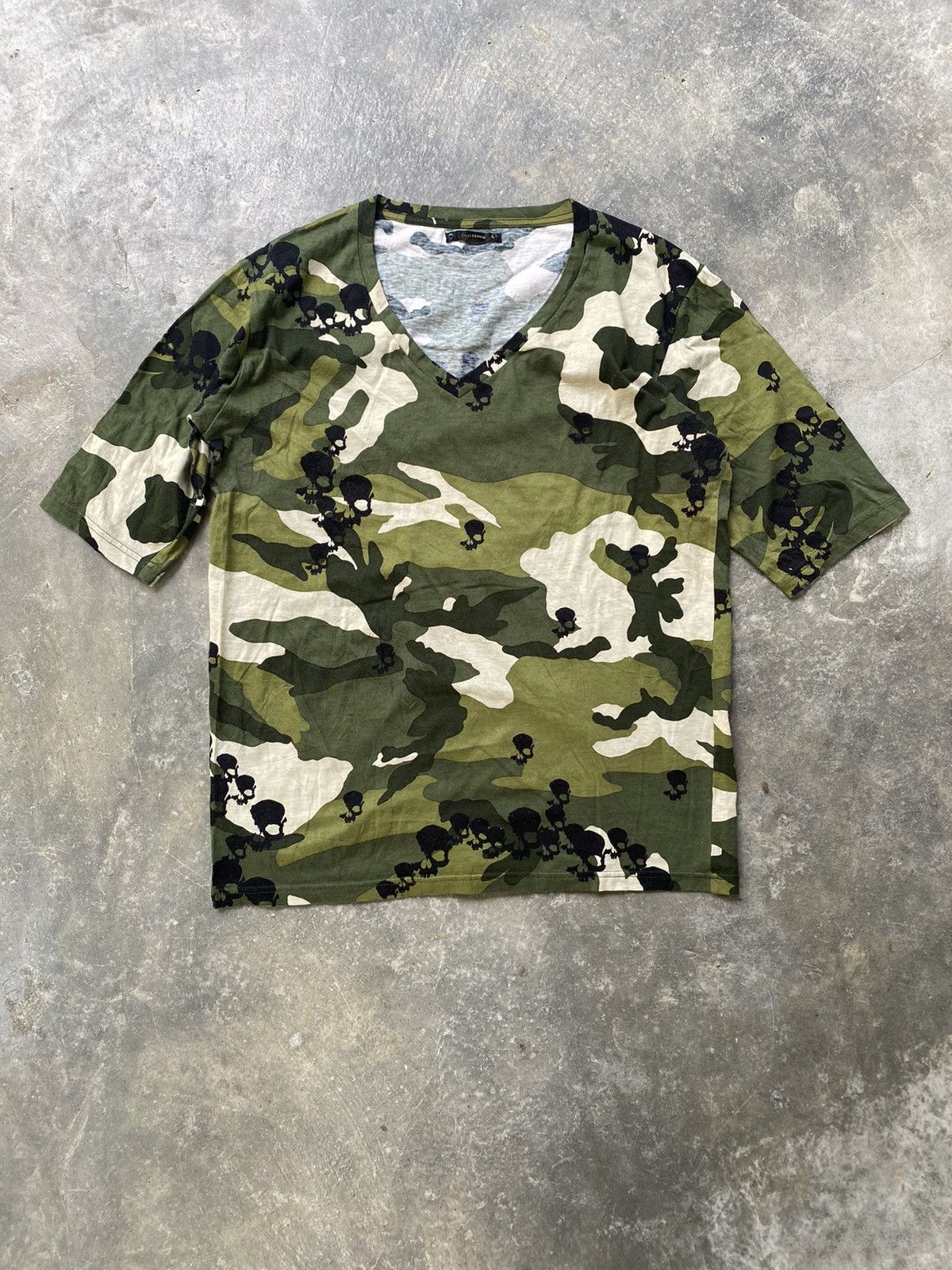 Isamu Katayama Backlash Stud Muffin Japan Skull and camo tee Size US M / EU 48-50 / 2 - 2 Thumbnail